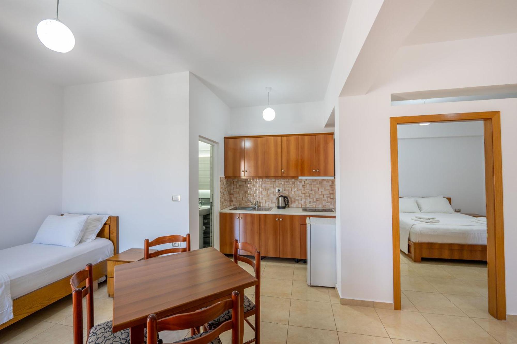Aleksander Aparthotel 사밀 외부 사진