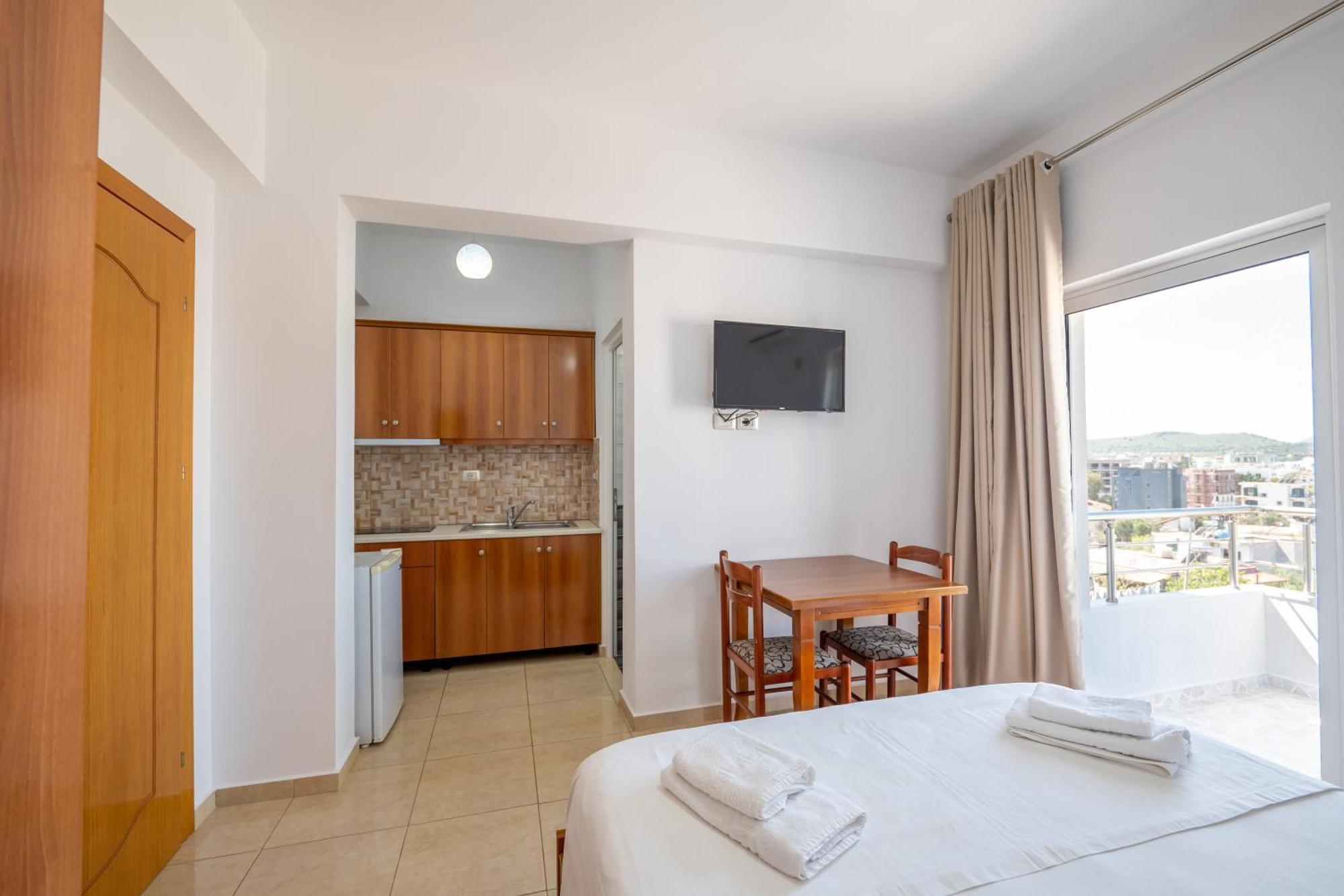 Aleksander Aparthotel 사밀 외부 사진